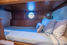 Well Done 54 yacht sale