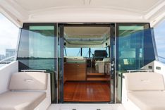 Лучшая цена на Happy Daze IV 2017