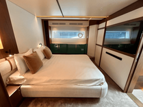 Azimut 72 Fly 72 Fly price