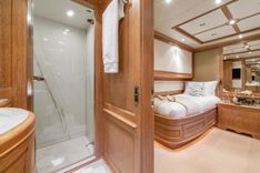 best yacht sales deals Soho 2009