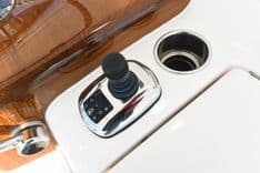 the best price on No Name - Tiara