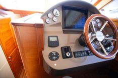 best yacht sales deals No Name 42