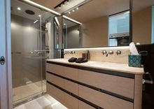 Lance West - Azimut Yachts