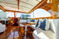 Buy a BAREFOOT 48 at Shestakov Yacht Sales