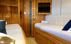 Buy a yacht Sea Breeze One Baron 31