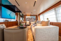 the best price on SK Navetta 33