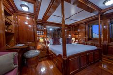 Buy a yacht STEEL - PENDENNIS