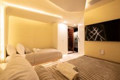 the best price on ATLANTIS PEARL 45