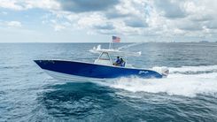 the best price on Yellowfin 39 - YELLOWFIN