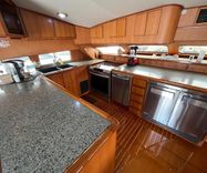 Лучшие предложения покупки яхты 64 ft 1999 Mikelson Long-Range Luxury Sportfisher, Swells