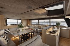 Купить ARCTIC MOON 2025