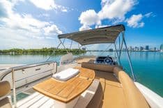 MANHATTAN 52 2011 yacht sale