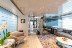 the best price on Lady Larisa