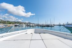 the best price on Lady Larisa 87