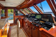 Стоимость яхты JADE PANAMA - RAYBURN CUSTOM YACHTS