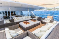 THE WELLESLEY yacht sale