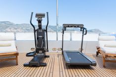 THE WELLESLEY 1993 yacht sale