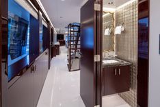 Лучшие предложения покупки яхты LION'S DEN 125