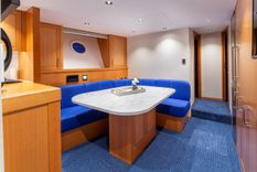 Стоимость яхты LION'S DEN 2020