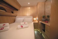 best yacht sales deals KISS 1992