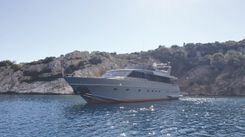best yacht sales deals KISS - Canados
