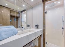 Buy a yacht ANASTASIA V 95 RPH