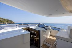 the best price on ANASTASIA V - Azimut Yachts