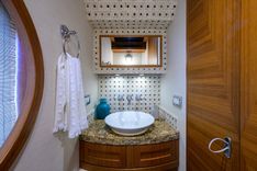 ST. TROPEZ - Cheoy Lee