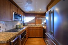 Лучшая цена на ST. TROPEZ