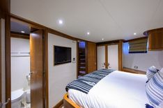 Купить яхту ST. TROPEZ - Cheoy Lee в Shestakov Yacht Sales