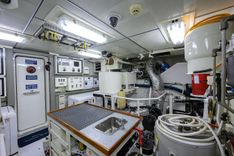 Купить яхту ST. TROPEZ 2009 в Shestakov Yacht Sales