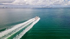 Buy a yacht LIVING THE DREAM 2008