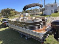 Buy a yacht 25' South Bay 2013 524 E 2013