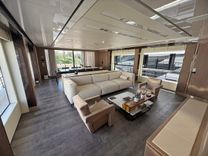 SHIP HAPPENS 30 Walkaround price