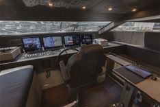 SHIP HAPPENS - Maiora