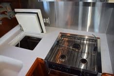 Buy a QA3 - Hatteras at Shestakov Yacht Sales