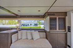 the best price on XAX66M61L122 66