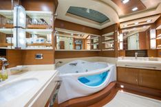 Лучшая цена на La Rubia 105