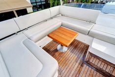 the best price on Joie de Vivre 52