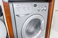 Buy a yacht Joie de Vivre 52