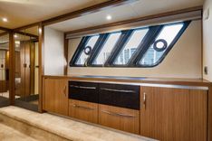 Buy a Thinks Its His - SEA RAY at Shestakov Yacht Sales