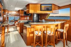 Купить яхту LA BELLA VITA II - HAMPTON YACHTS в Shestakov Yacht Sales