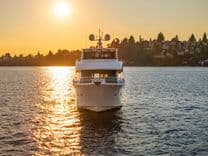 Buy a LA BELLA VITA II - HAMPTON YACHTS at Shestakov Yacht Sales