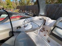 the best price on 24' Regal 2014 FasDeck 24 24