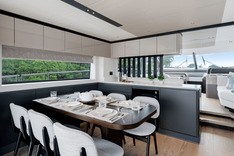 Продажа яхты MANHATTAN 68