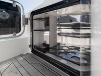 Buy a yacht Hanover 305 Black & Orange Edition 305 Black & Orange Edition