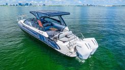 Buy a yacht Hanover 305 Black & Orange Edition 33