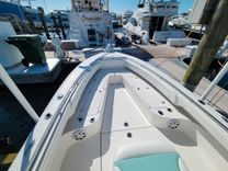 Купить яхту No Name 270 LXF Hybrid в Shestakov Yacht Sales