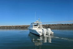 best yacht sales deals Pursuit OS 325 Offshore 32