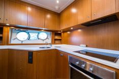 best yacht sales deals JASMINE 3 2011